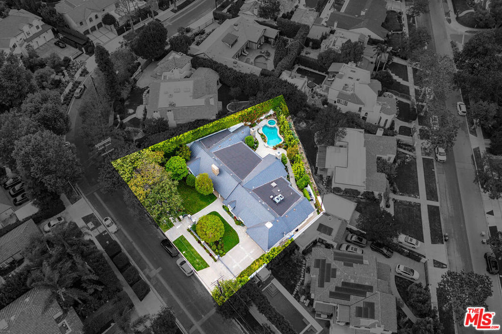 9921 Toluca Lake Avenue