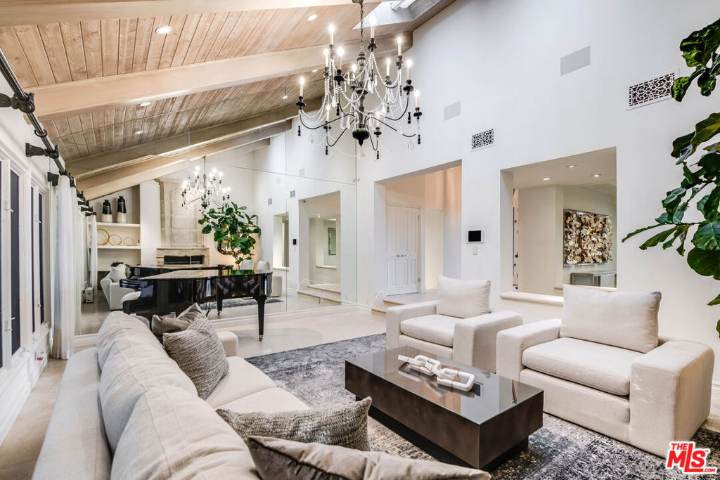 19012 Dorlon Drive