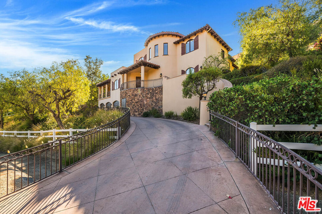 55 Coolwater Road