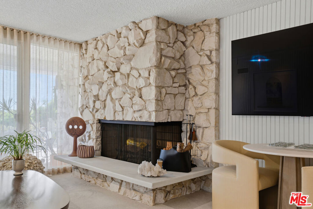 1331 Casiano Road
