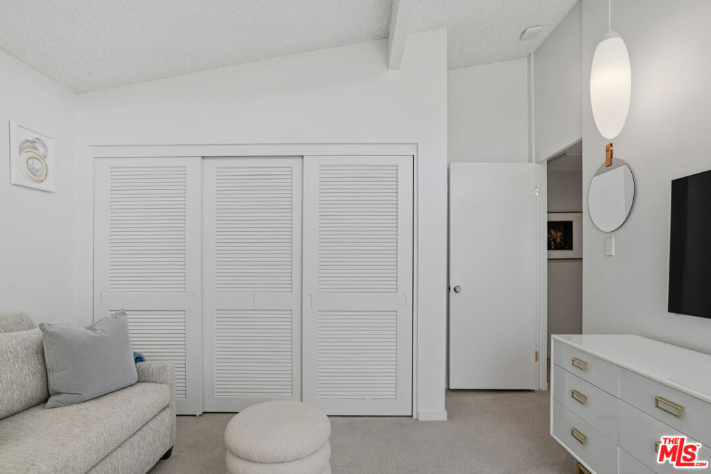 1331 Casiano Road