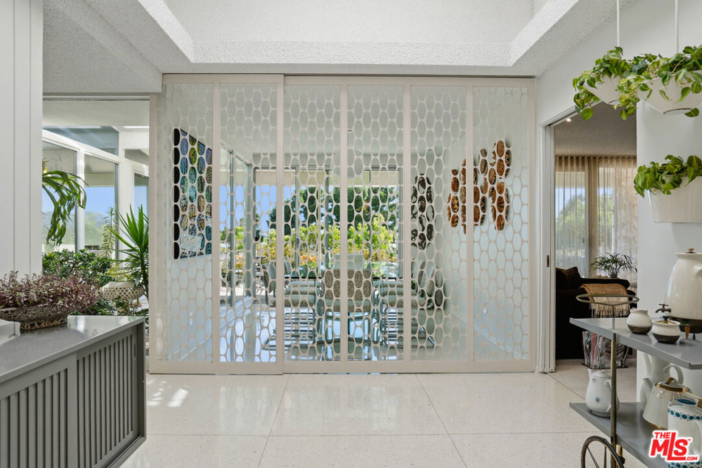 1331 Casiano Road