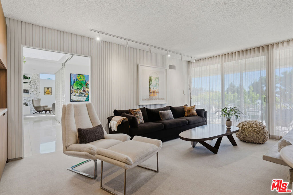 1331 Casiano Road