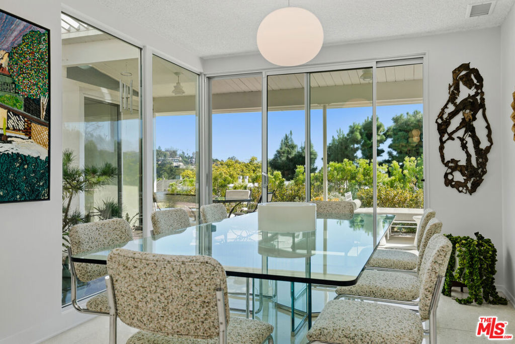 1331 Casiano Road
