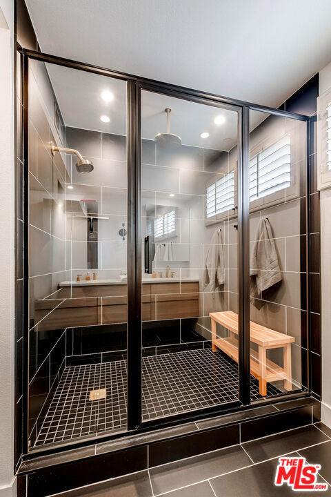 4310 Cahuenga Boulevard 104