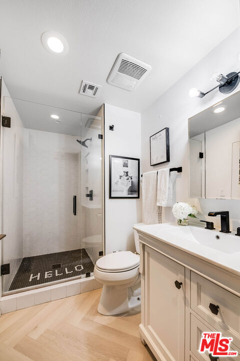4310 Cahuenga Boulevard 104