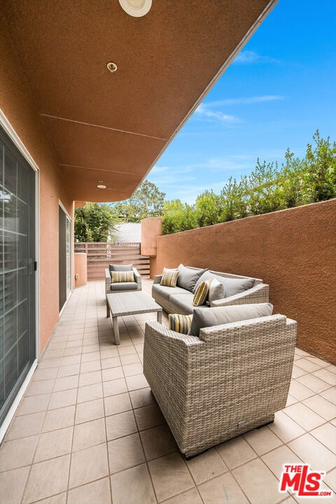 4310 Cahuenga Boulevard 104