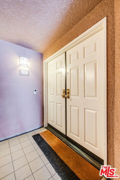 4310 Cahuenga Boulevard 104