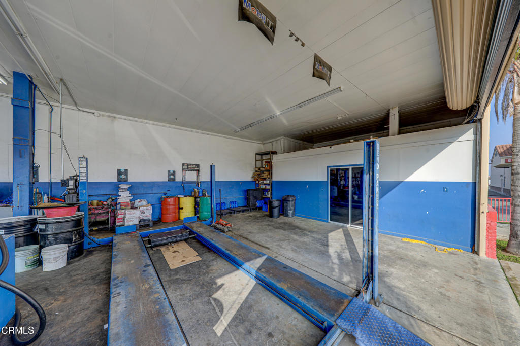 1407 High Street