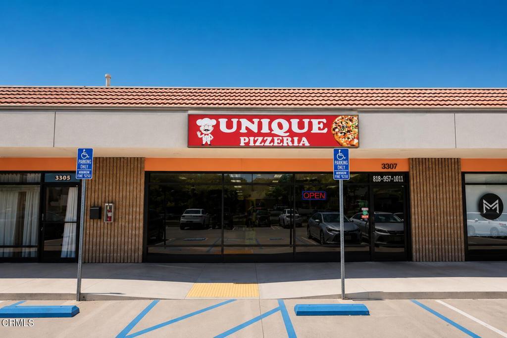 3307 N Verdugo Road