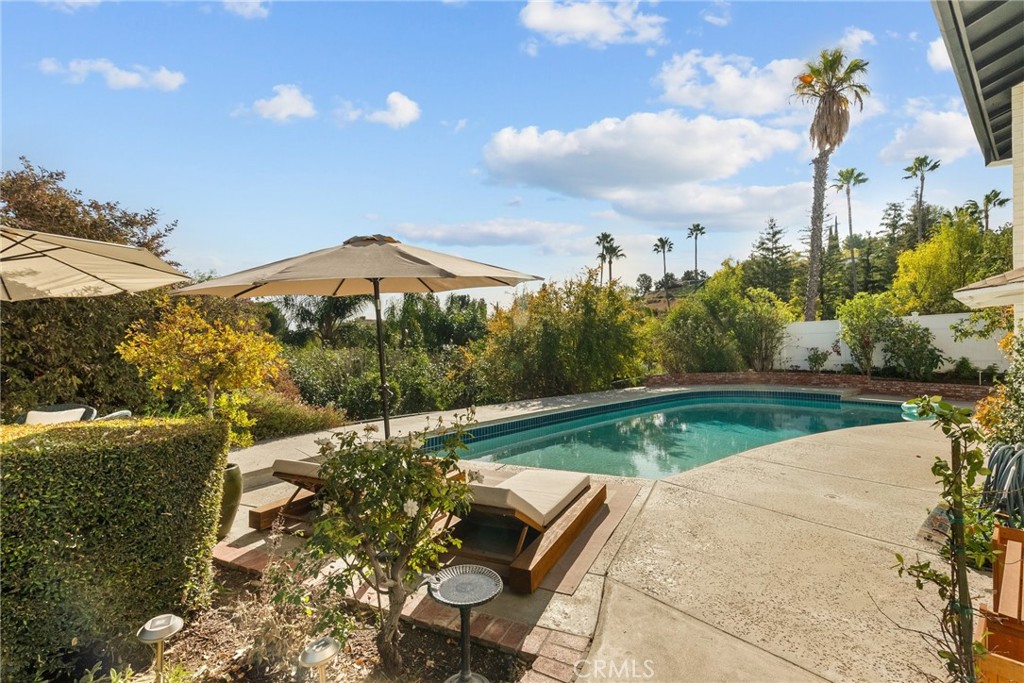 23644 Del Cerro Circle