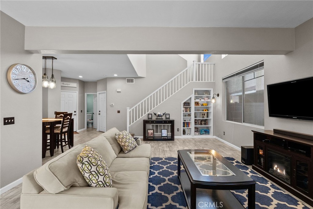 27606 Primrose Lane