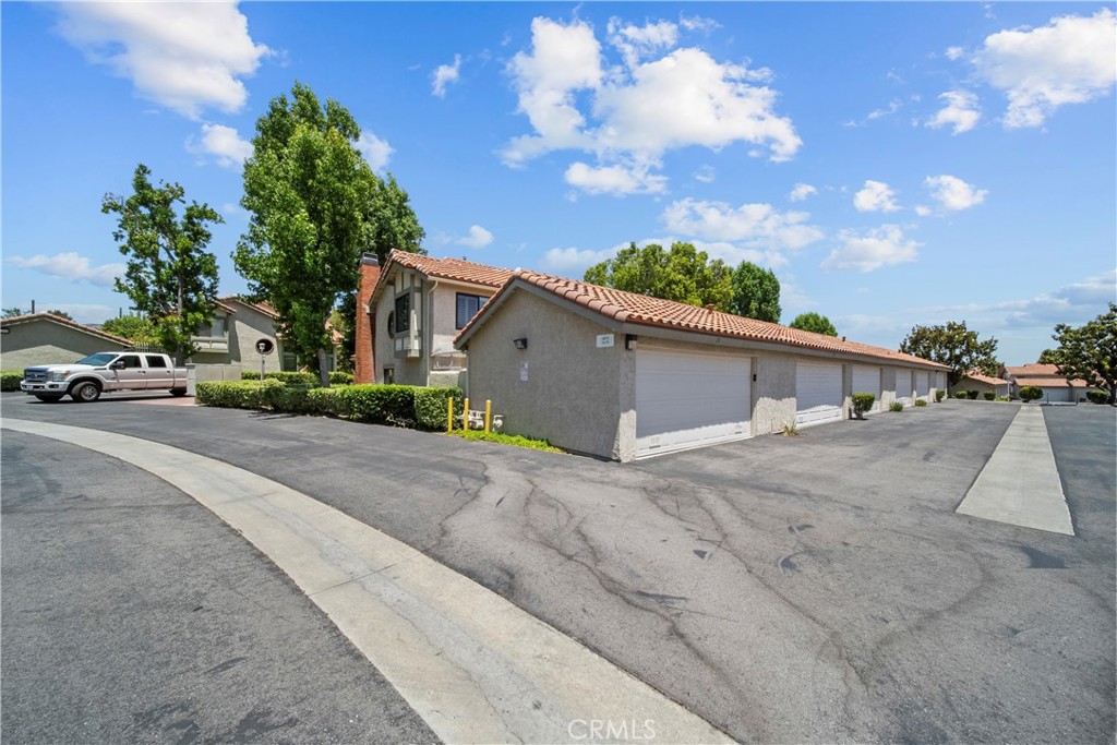 6815 Valley Circle Boulevard 79