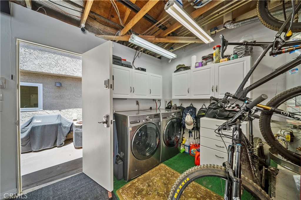 6815 Valley Circle Boulevard 79