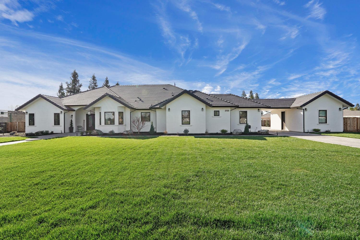 2133 N Quinley Avenue