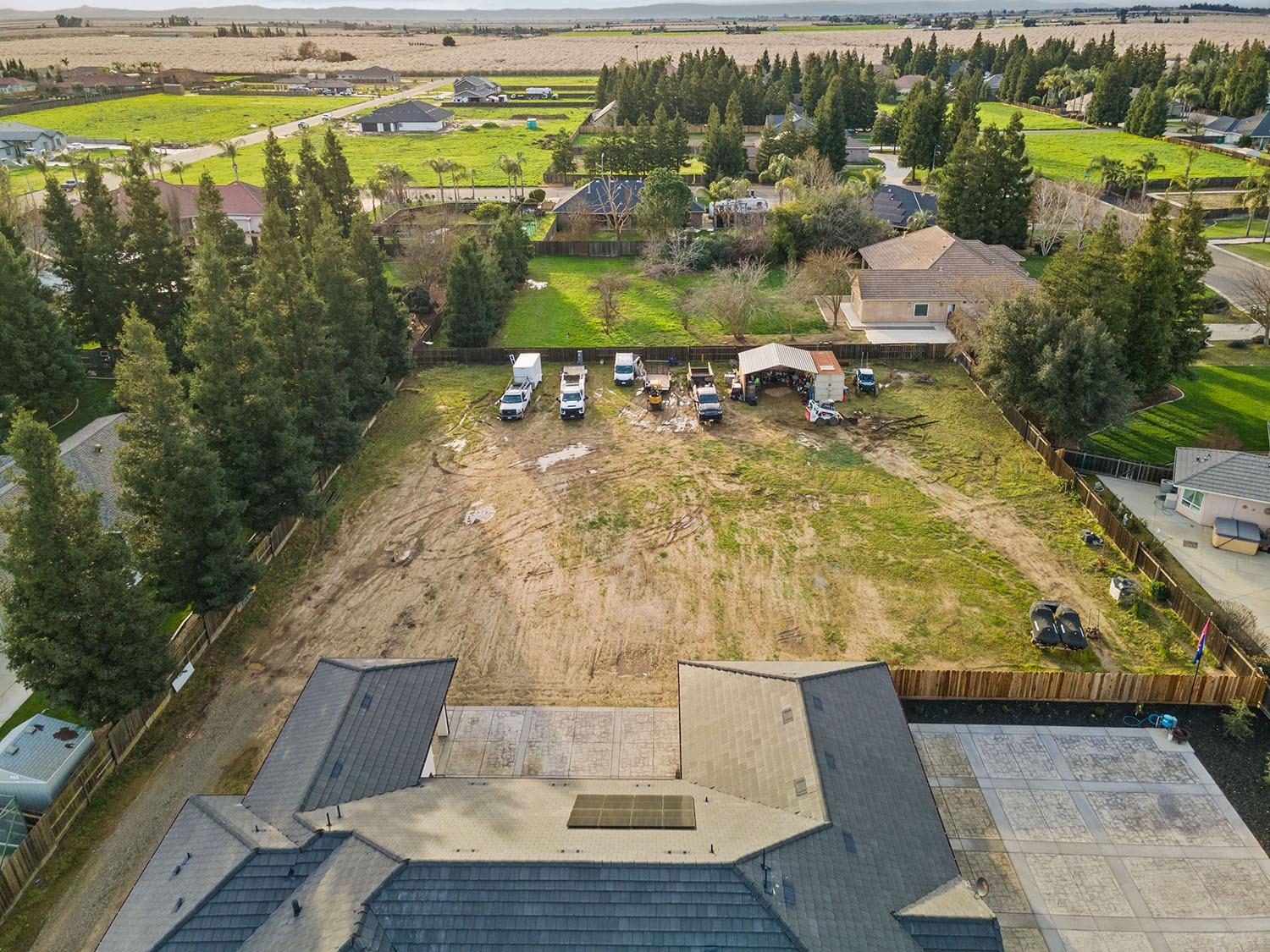 2133 N Quinley Avenue