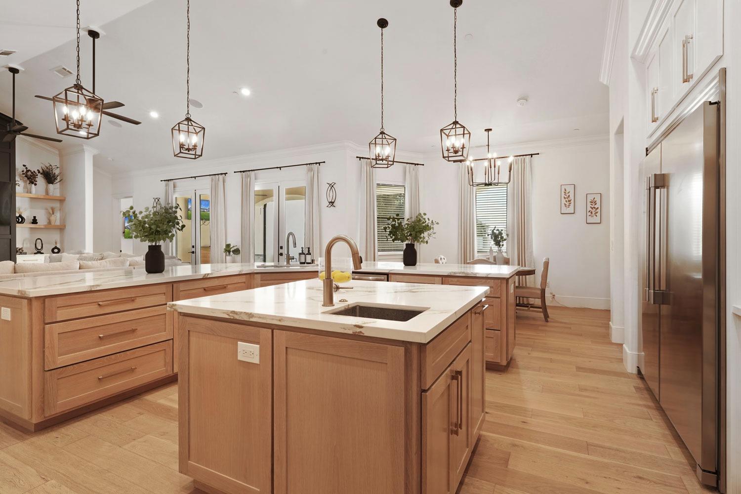 2133 N Quinley Avenue