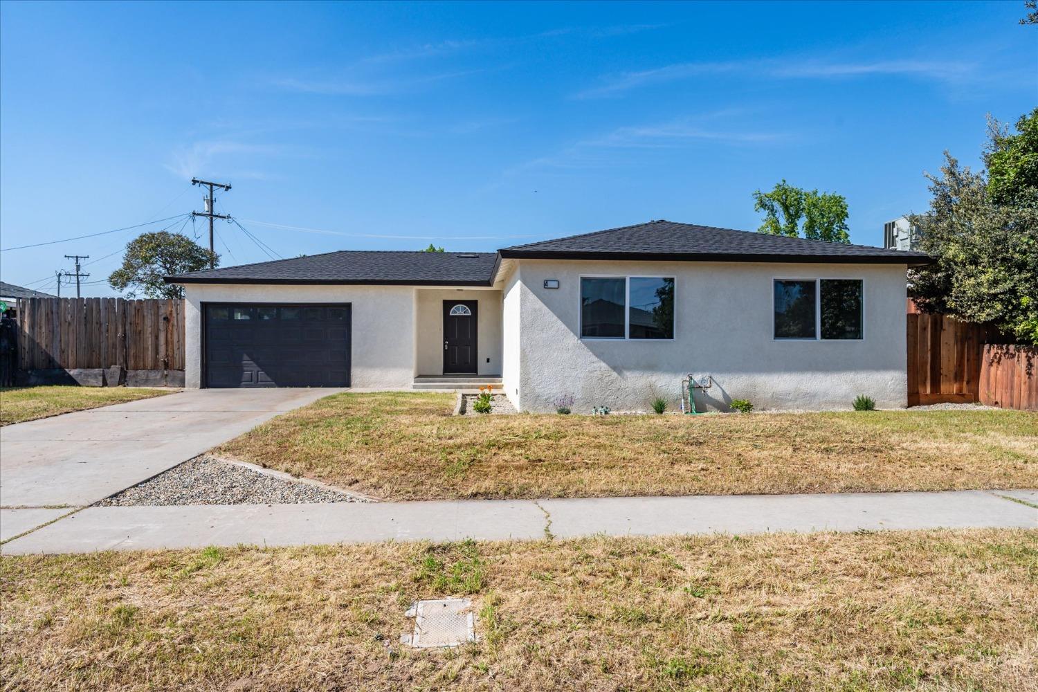 4842 E Floradora Avenue