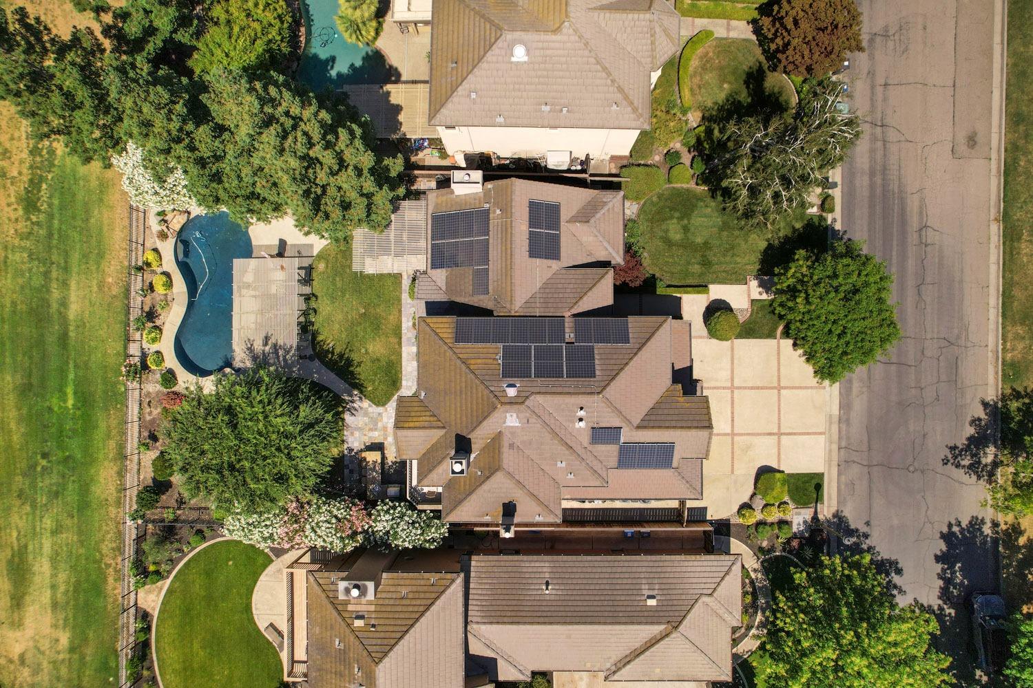 3441 Gleneagles Drive