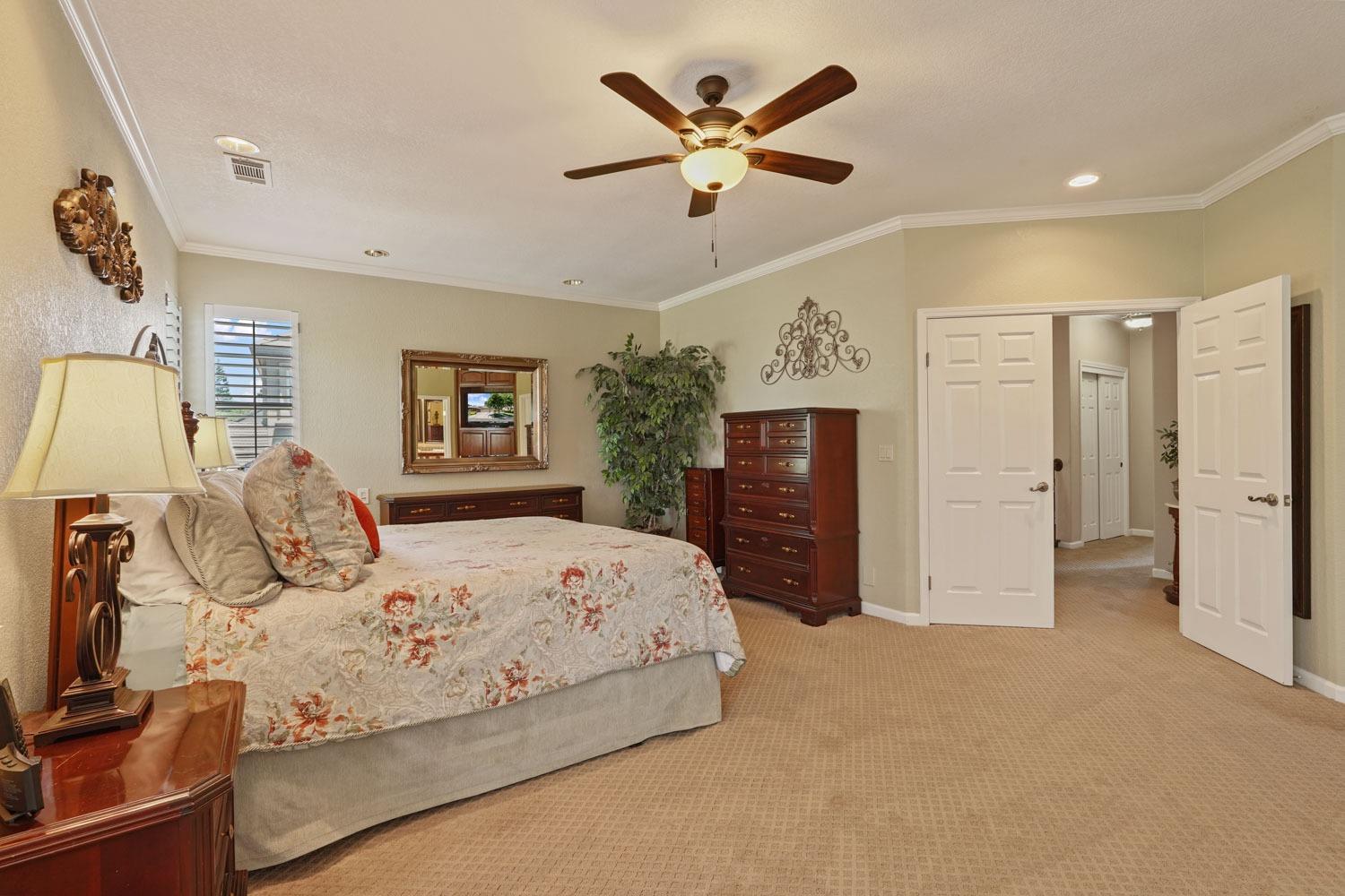 3441 Gleneagles Drive