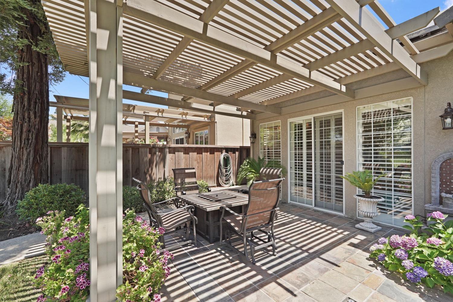 3441 Gleneagles Drive