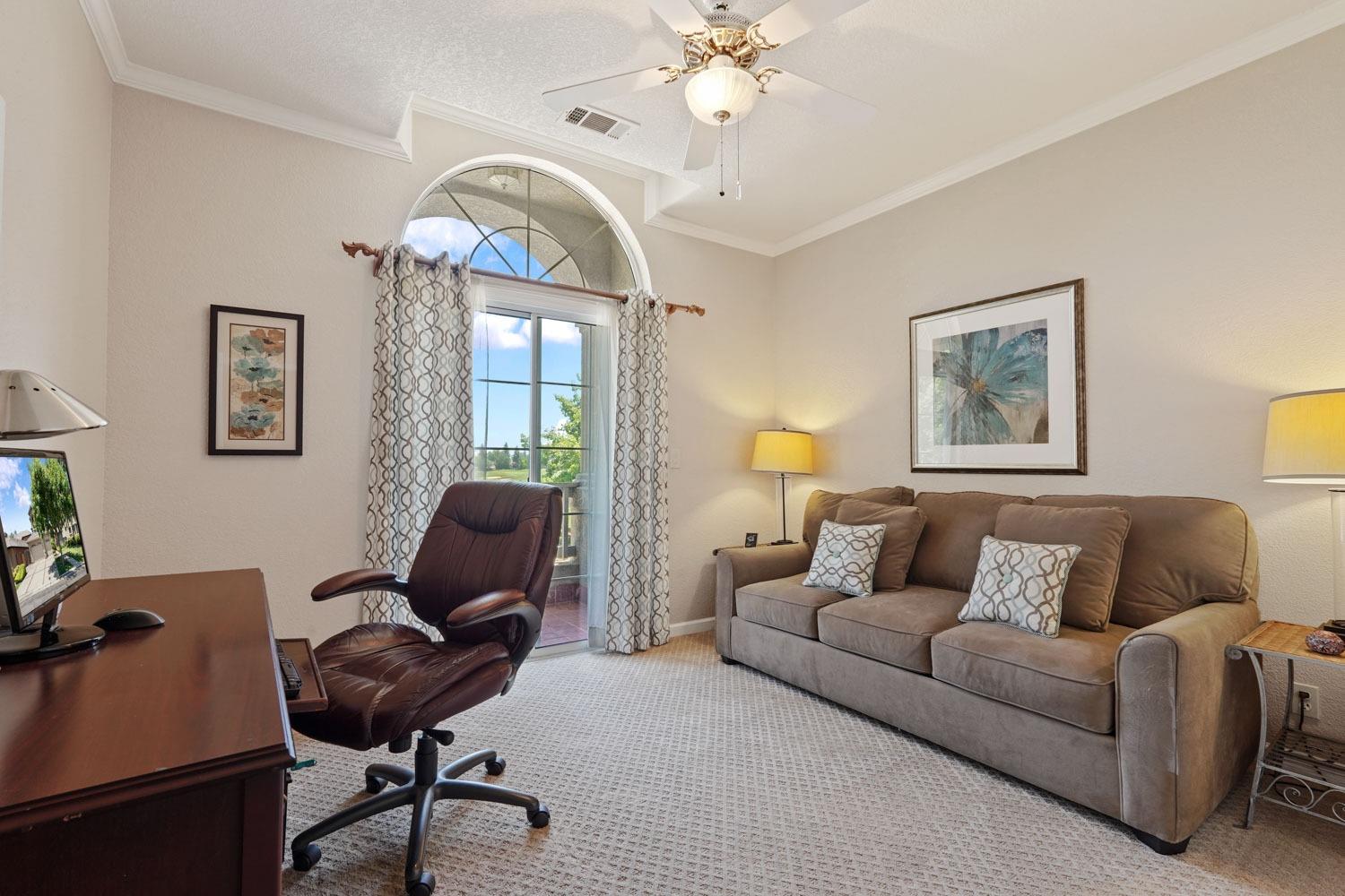 3441 Gleneagles Drive