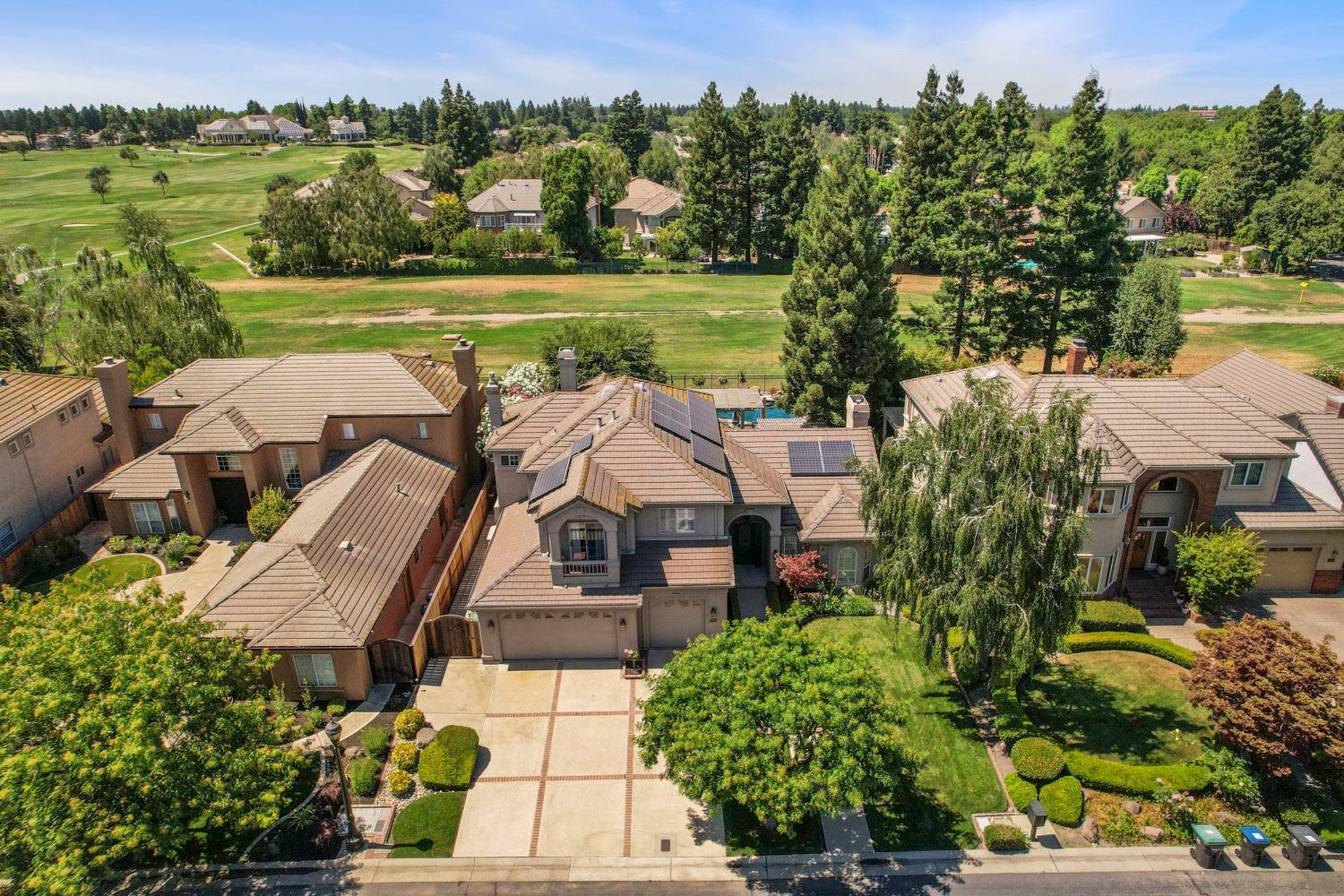 3441 Gleneagles Drive