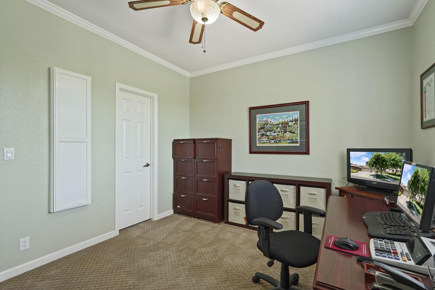 3441 Gleneagles Drive