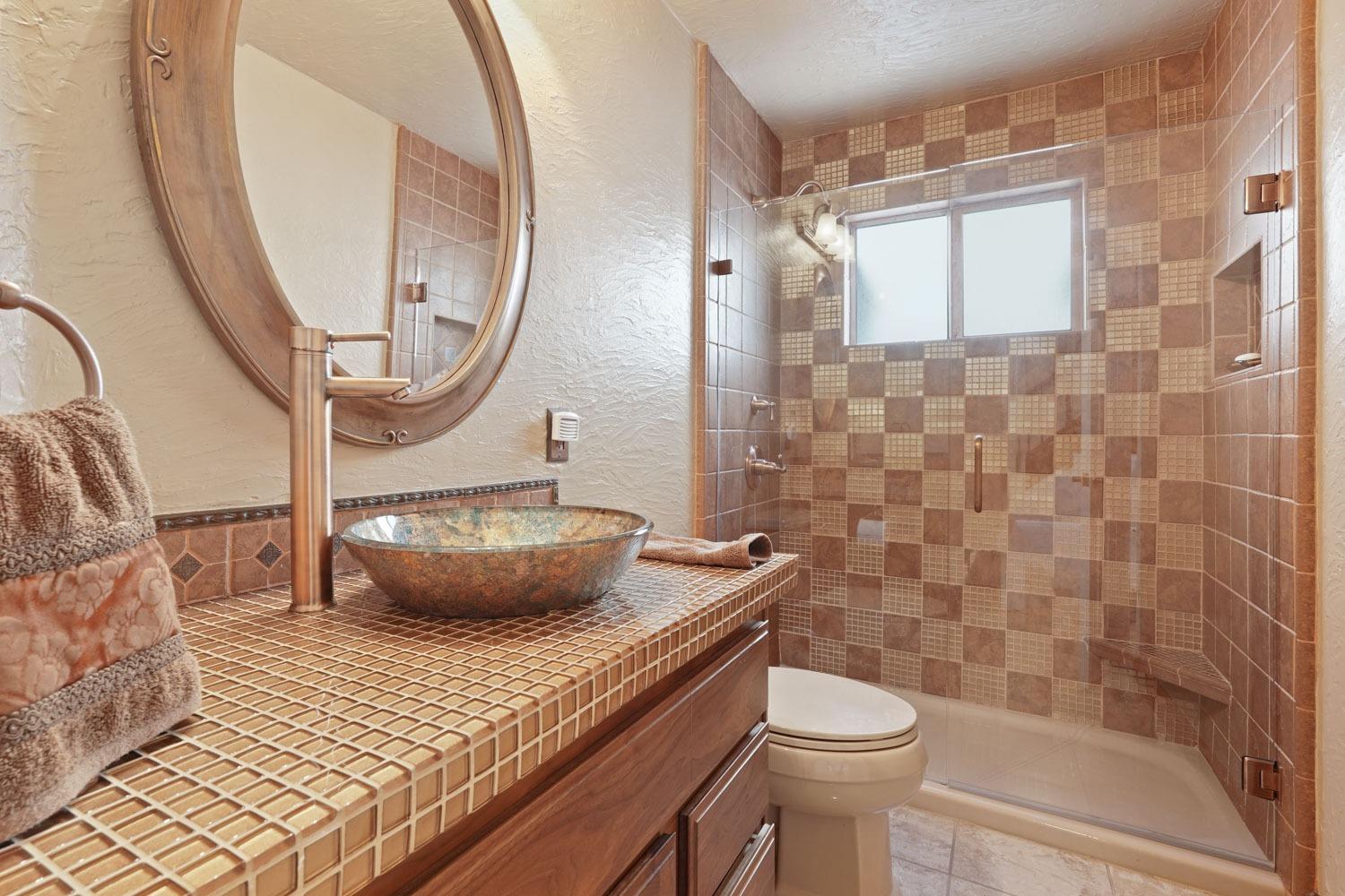 3441 Gleneagles Drive