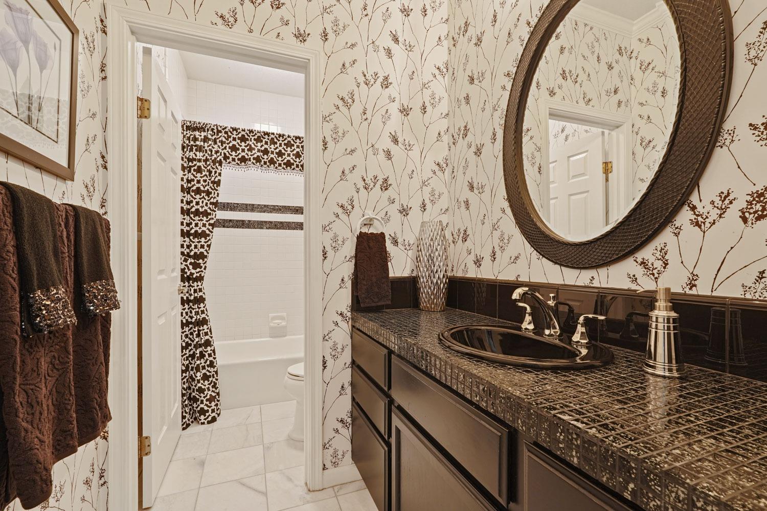 3441 Gleneagles Drive