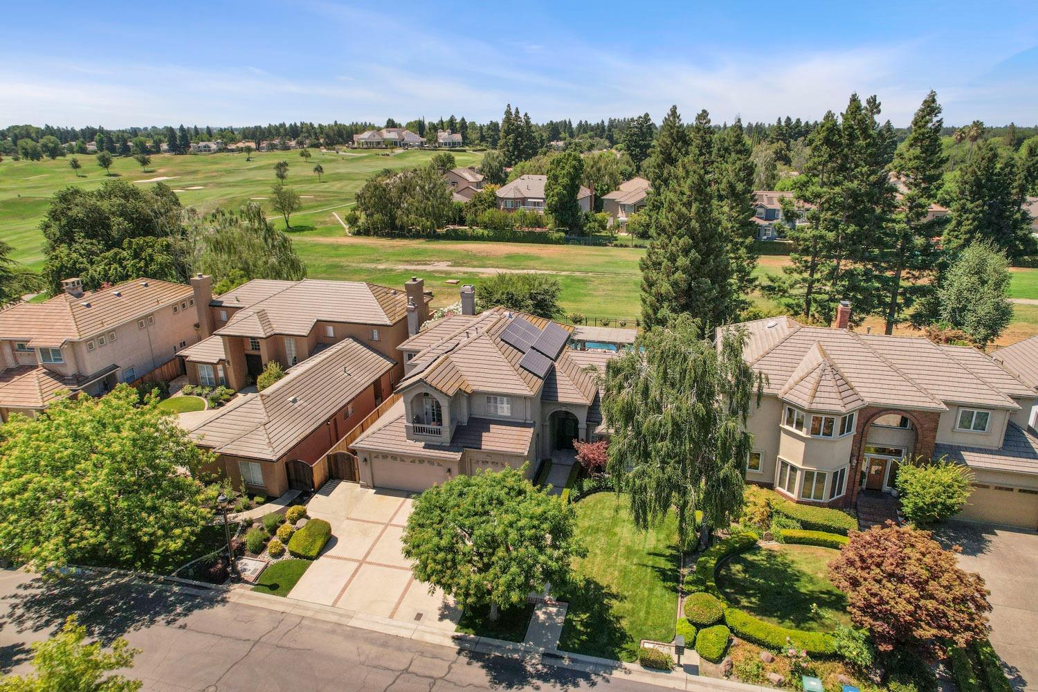 3441 Gleneagles Drive