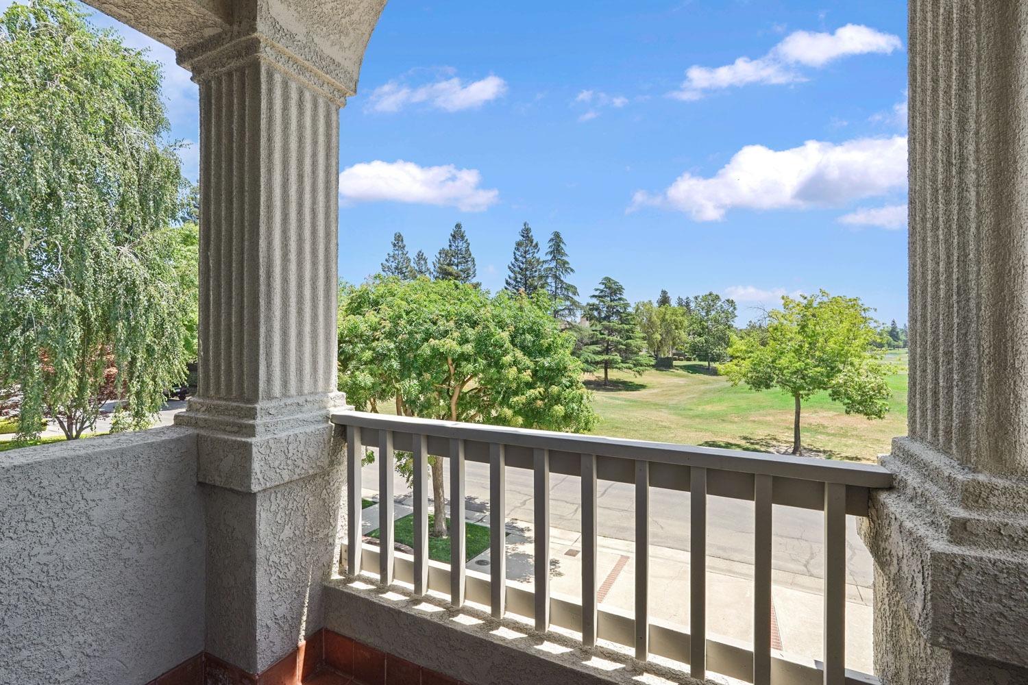 3441 Gleneagles Drive