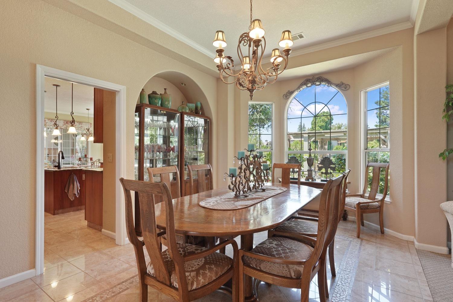 3441 Gleneagles Drive