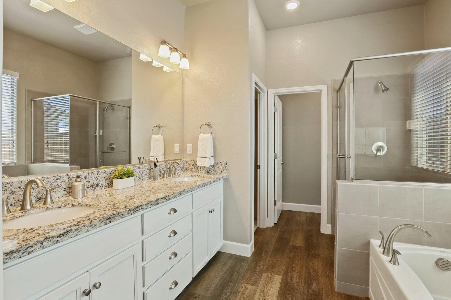 5113 Creekhollow Way