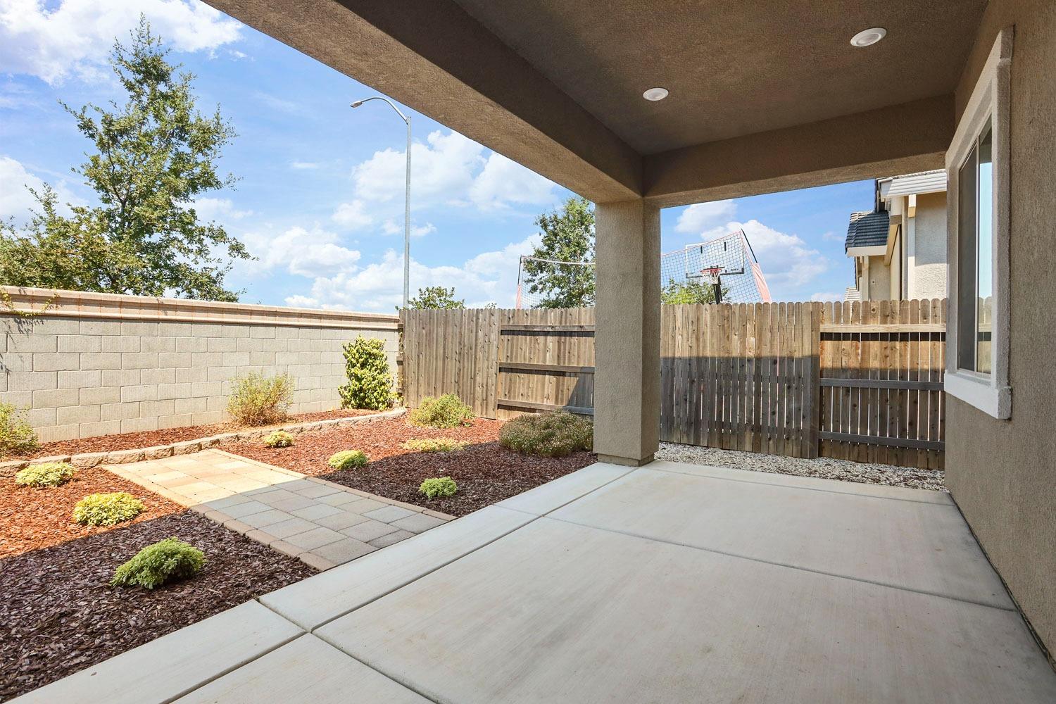 5113 Creekhollow Way