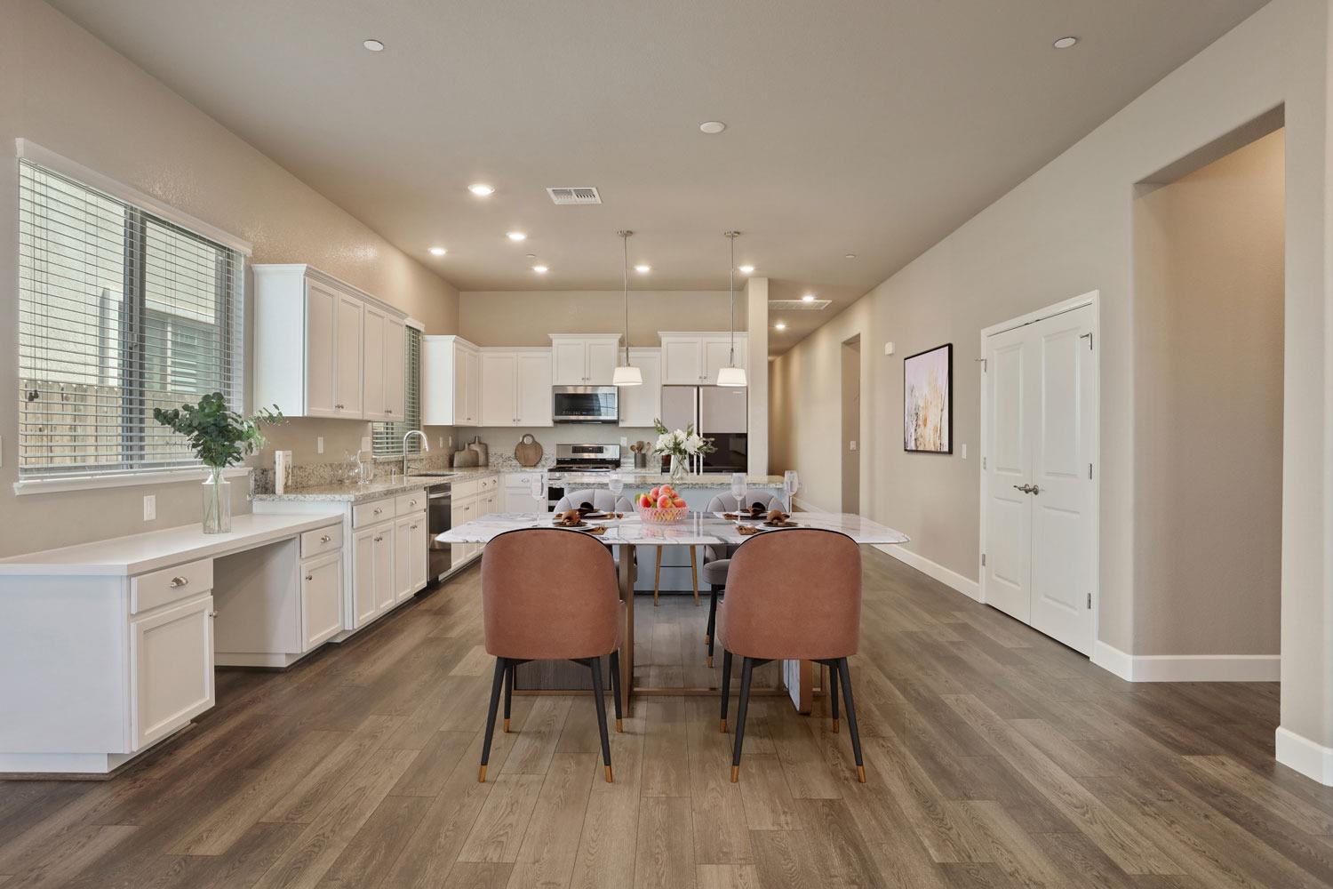 5113 Creekhollow Way