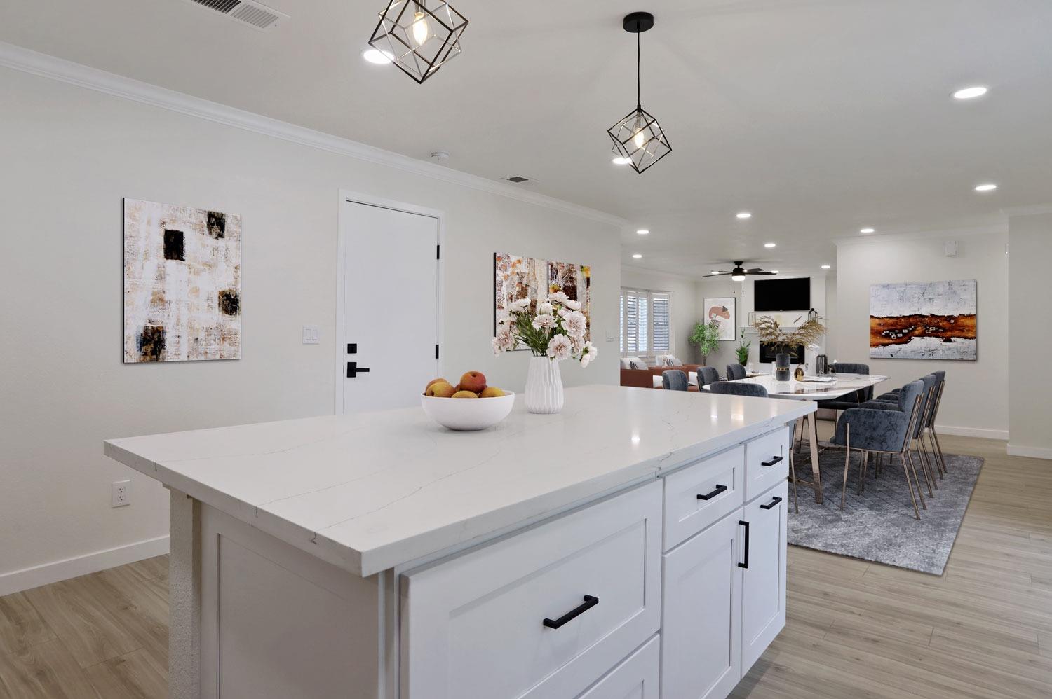 3913 Thornhill Drive