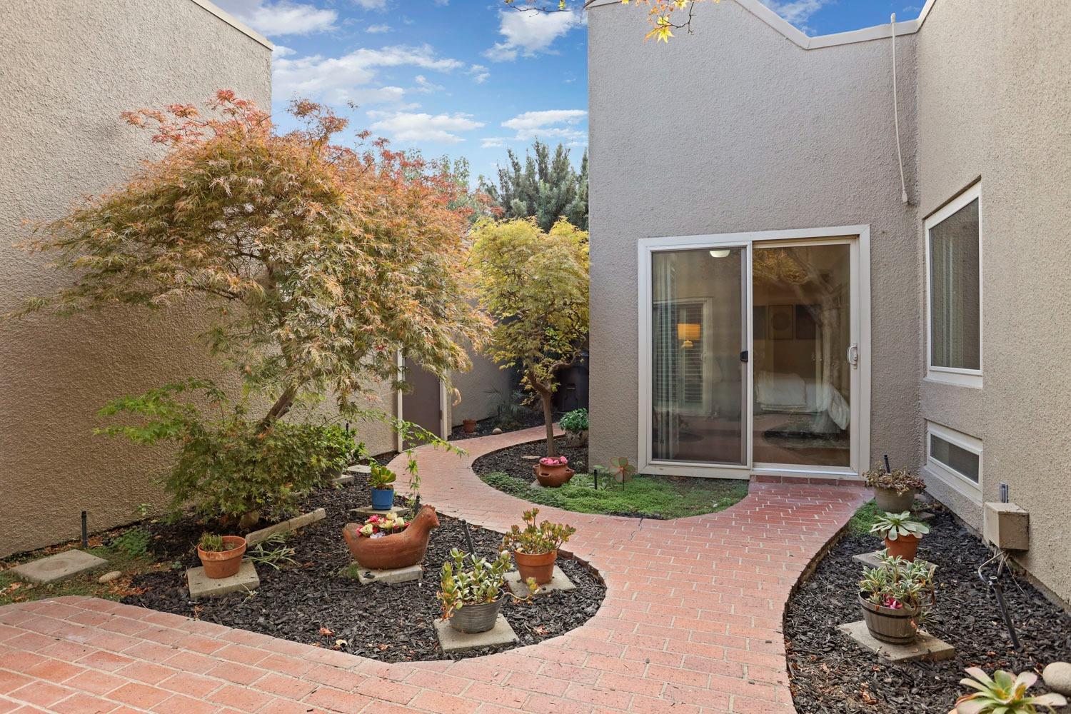 6428 Embarcadero Drive