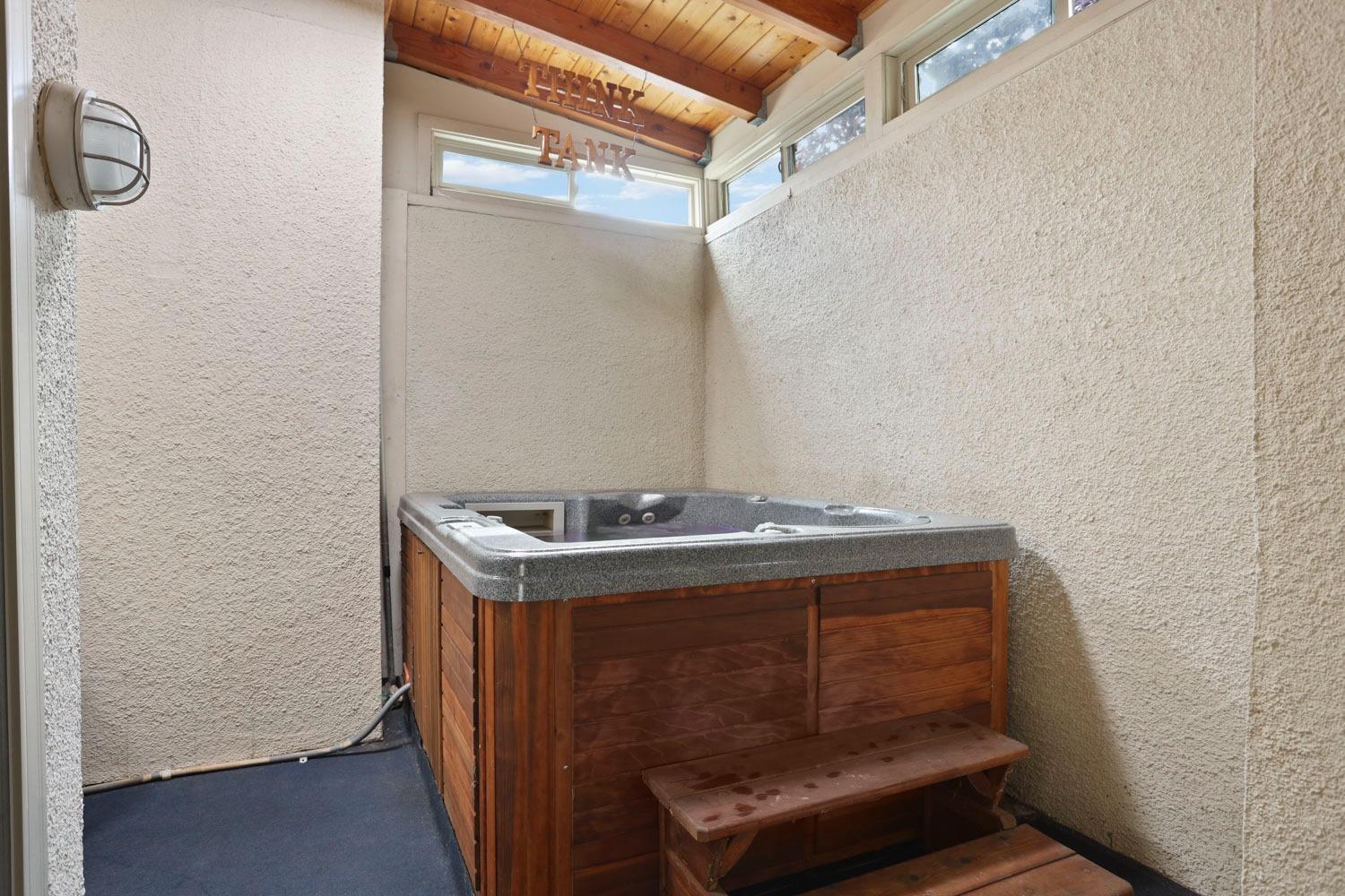 6428 Embarcadero Drive