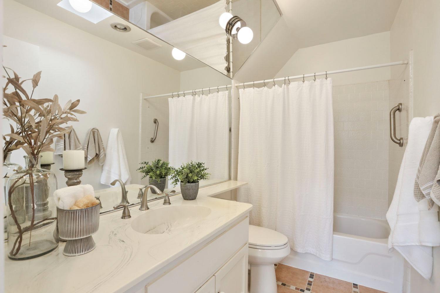 6428 Embarcadero Drive