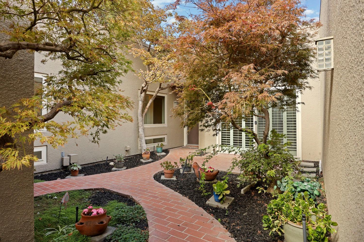 6428 Embarcadero Drive