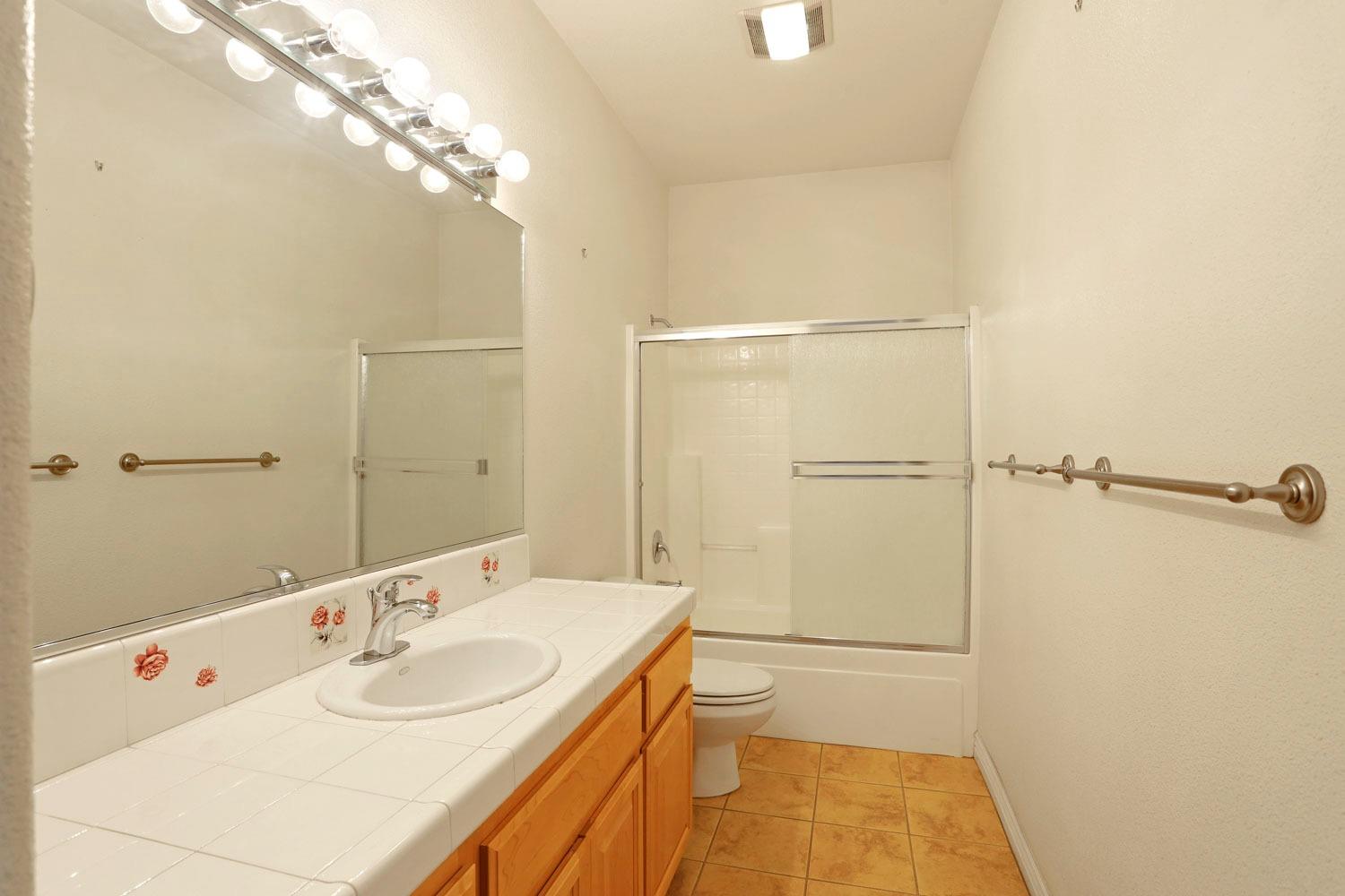 2166 River Drive