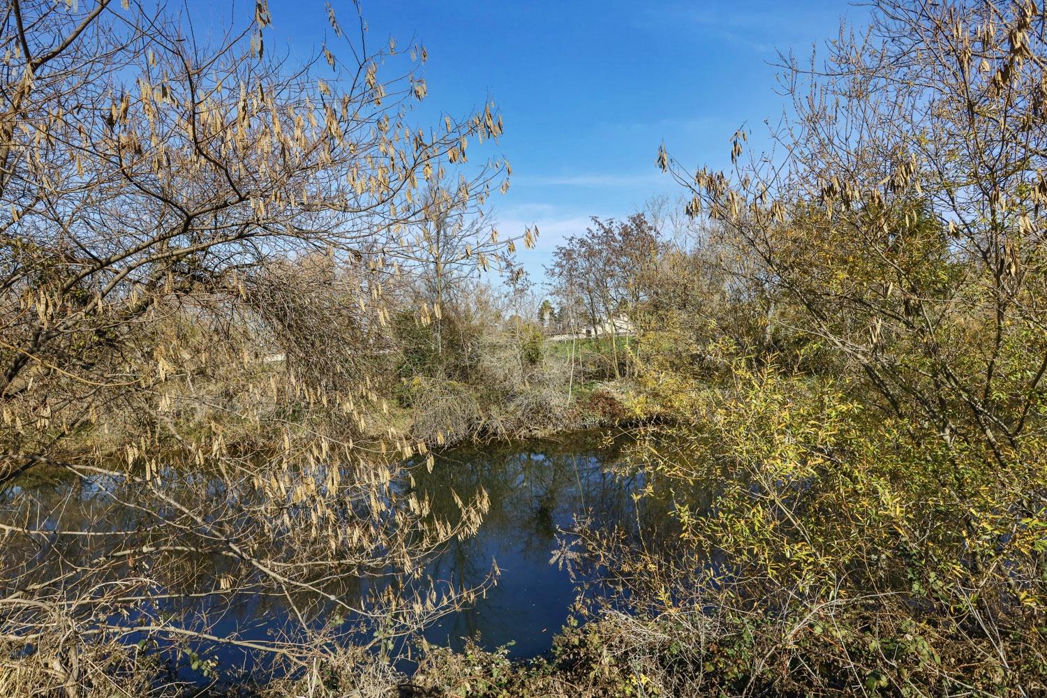 2166 River Drive