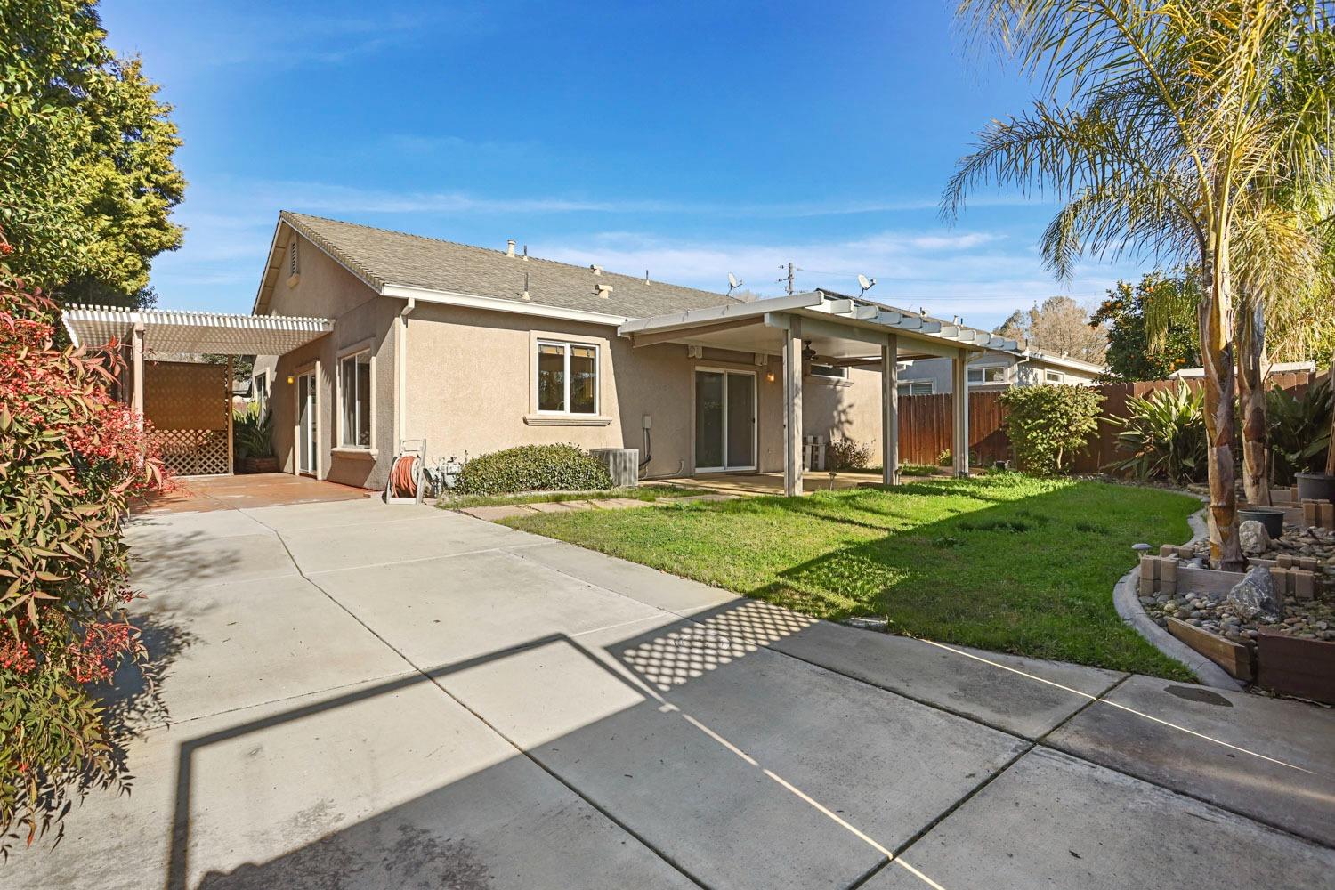 2166 River Drive