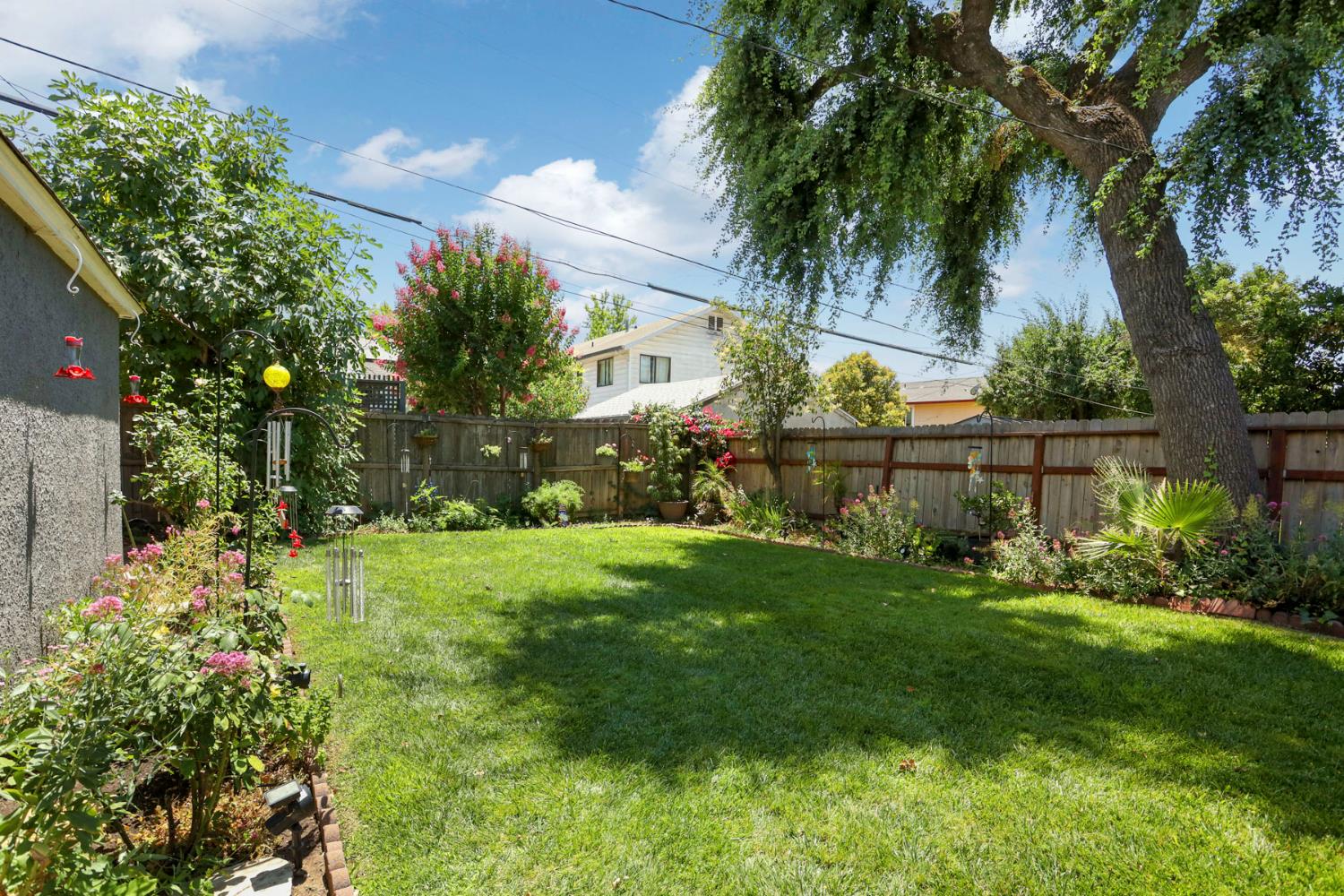 1128 W Walnut Street