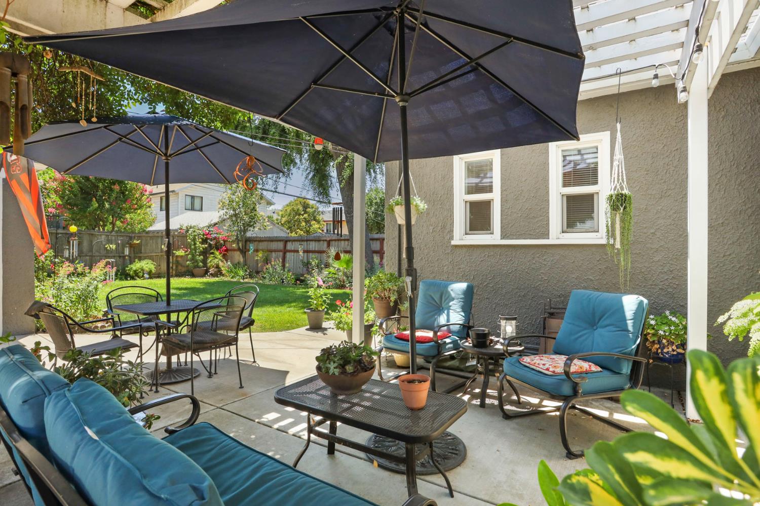1128 W Walnut Street
