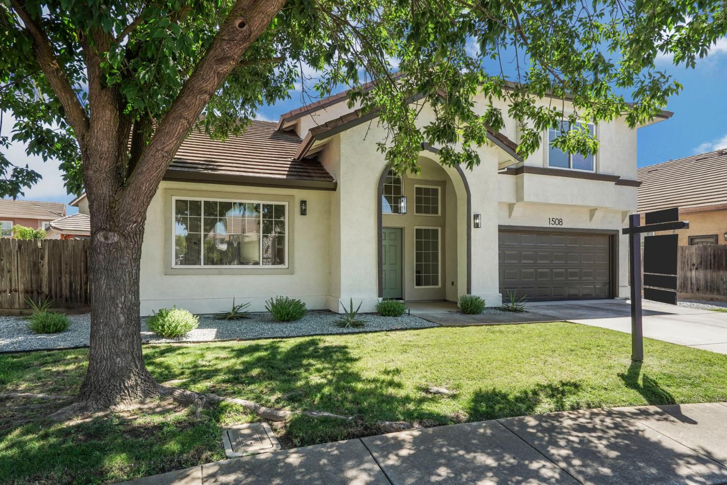 1508 Rose Garden Court