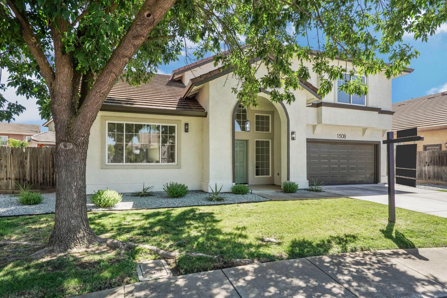 1508 Rose Garden Court
