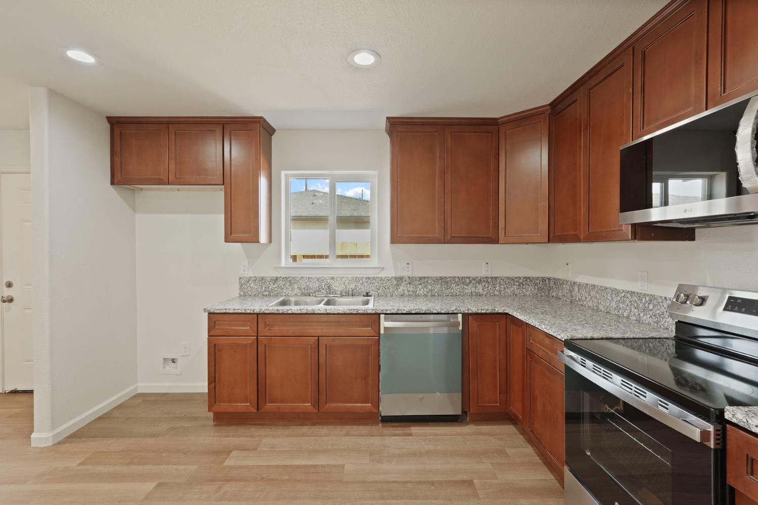 227 N Fremont Avenue