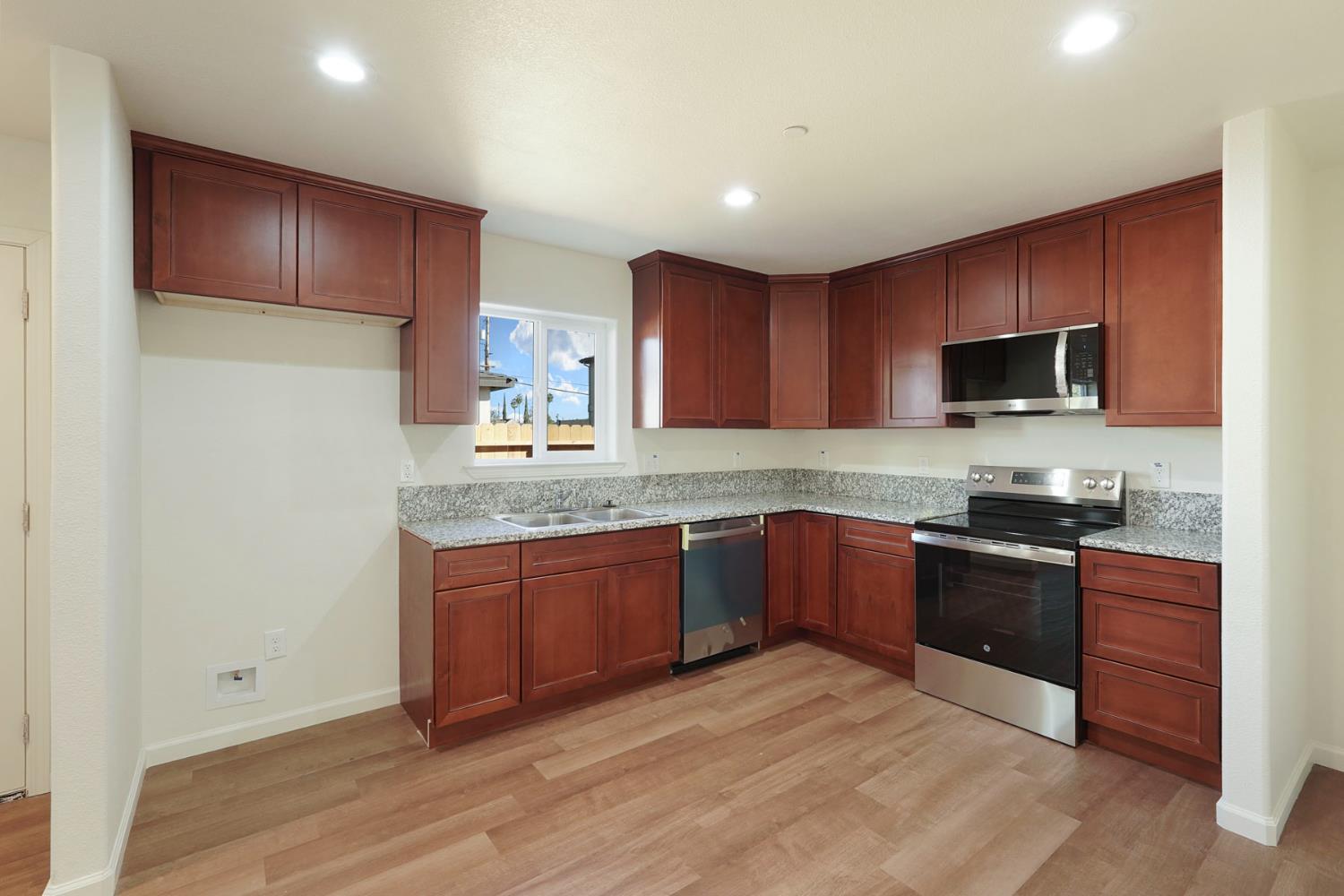 227 N Fremont Avenue